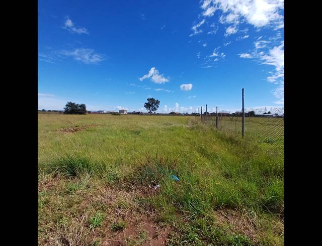 1,118M² VACANT LAND FOR SALE IN RIVERSDALE